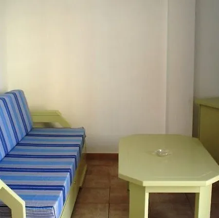 Karina 2* 普拉亚戴尔雷安格莱斯