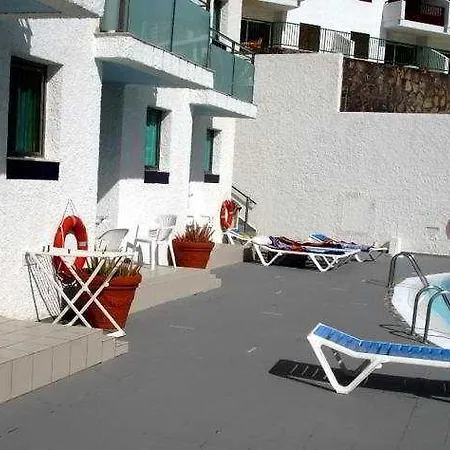 Karina 2* 普拉亚戴尔雷安格莱斯