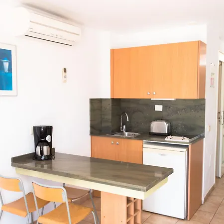 Karina Hotel