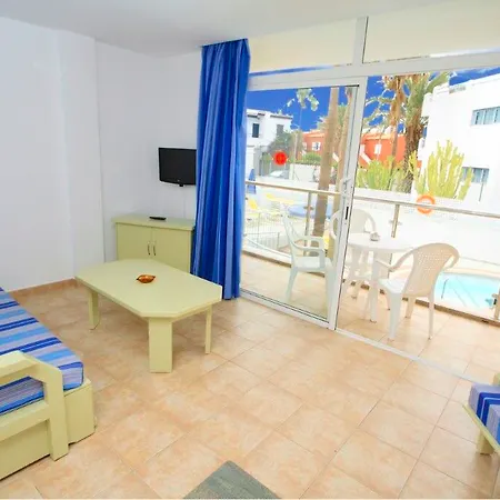 Karina Hotel