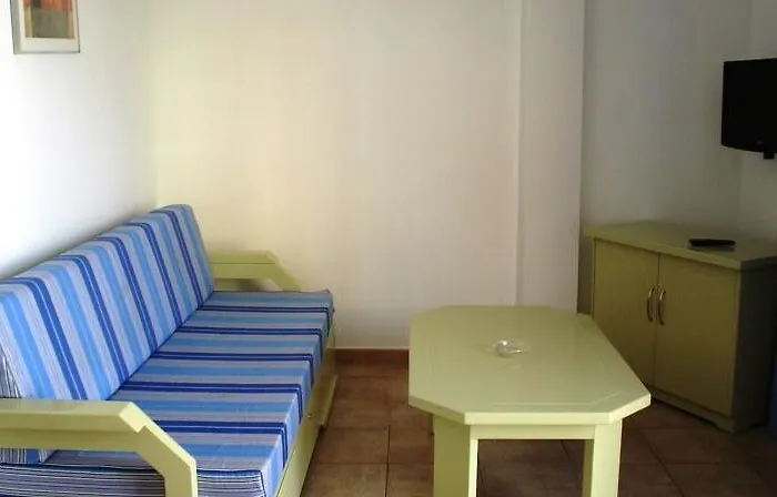 Karina 2* 플라야 델 잉글스