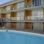 Hotel Karina 2*